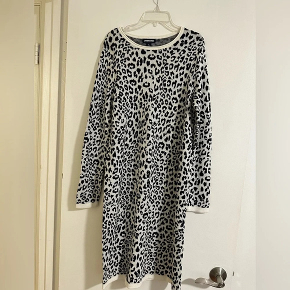 Lands End Small Animal Printed Heavy Long Dress - Picture 1 of 3